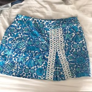 Lily Pulitzer skirt with built in shorts